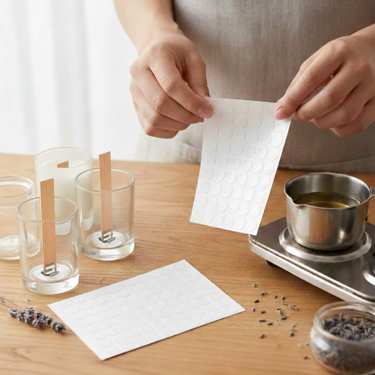 Candle Wick Glue Dots - 100 Dots